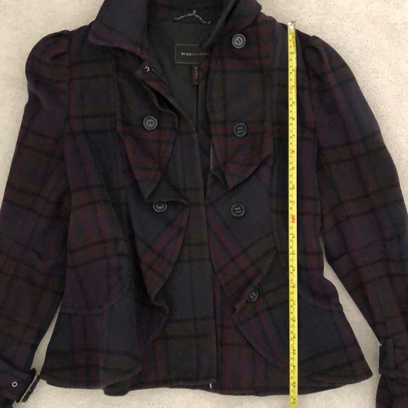 BCBG MaxAzria Stylish Plaid Coat - Size M - Picture 12 of 13